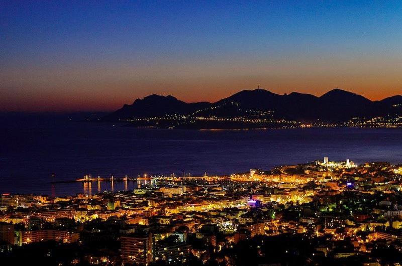 Alojamento de Acomodação e Pequeno-almoço D'hôtes Bellevue Cannes