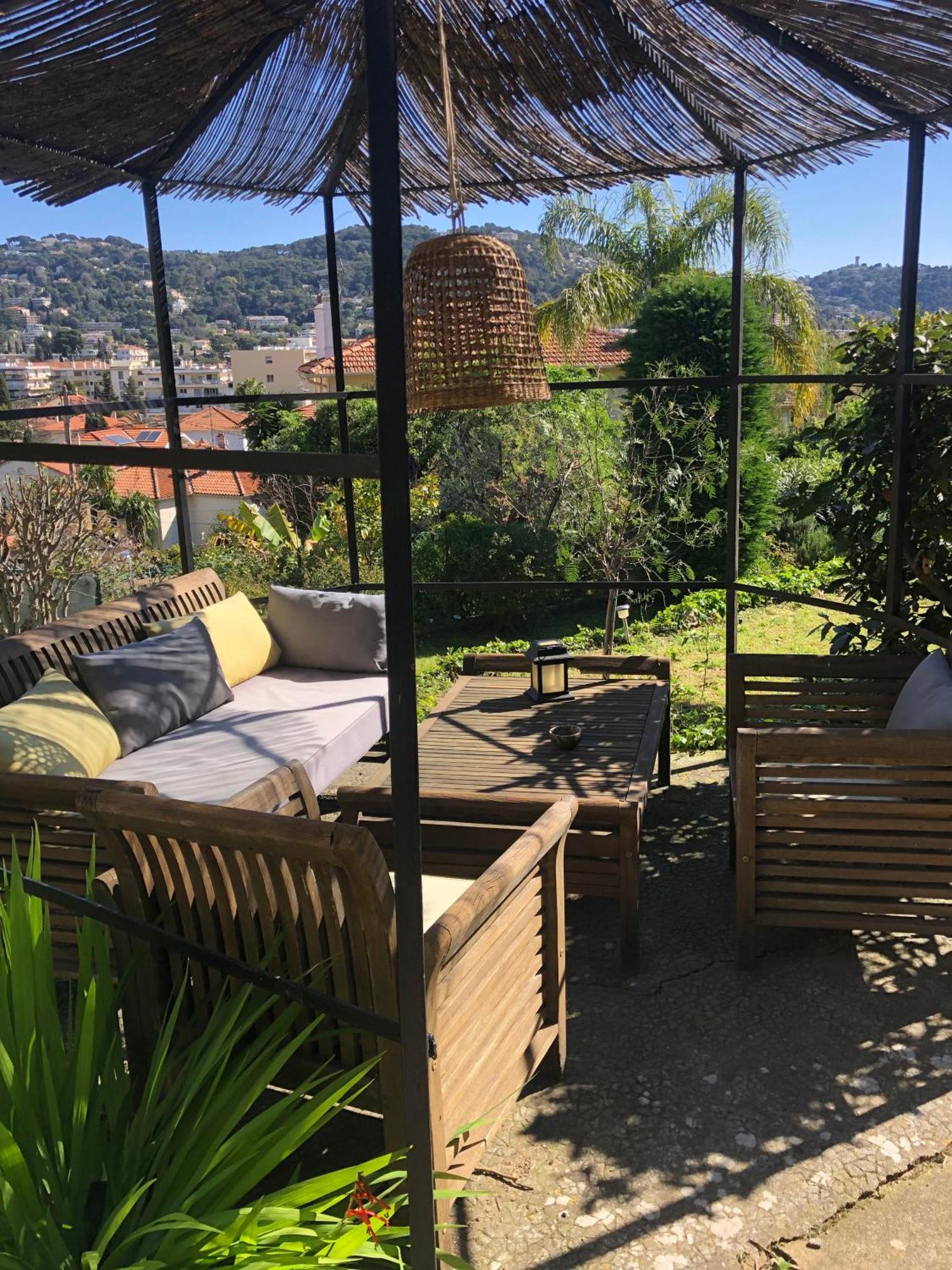 D'hotes Bellevue Bed & Breakfast